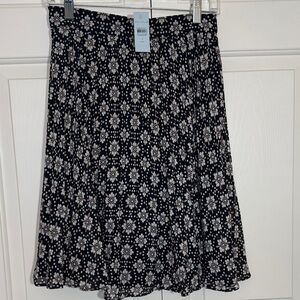 Brand NWT Patterned A-Line skirt from Ann Taylor